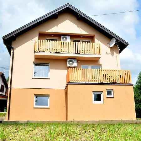 Apartments Zugec Selište Drežničko Zewnętrze zdjęcie