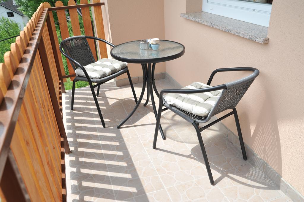 Apartments Zugec Selište Drežničko Pokój zdjęcie