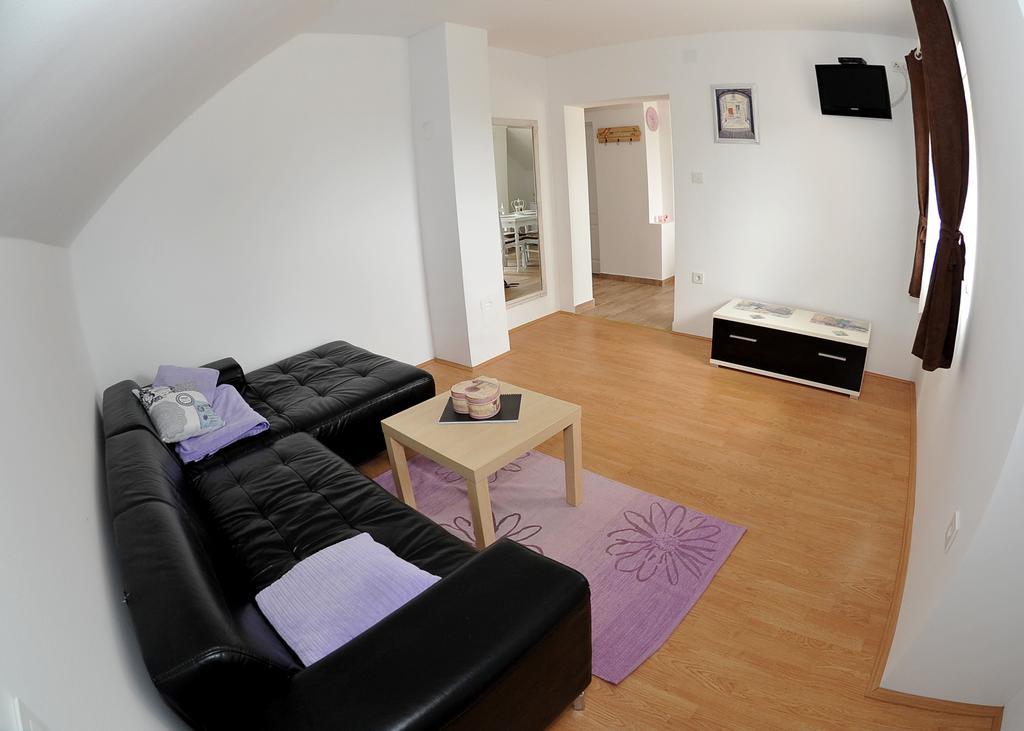 Apartments Zugec Selište Drežničko Pokój zdjęcie
